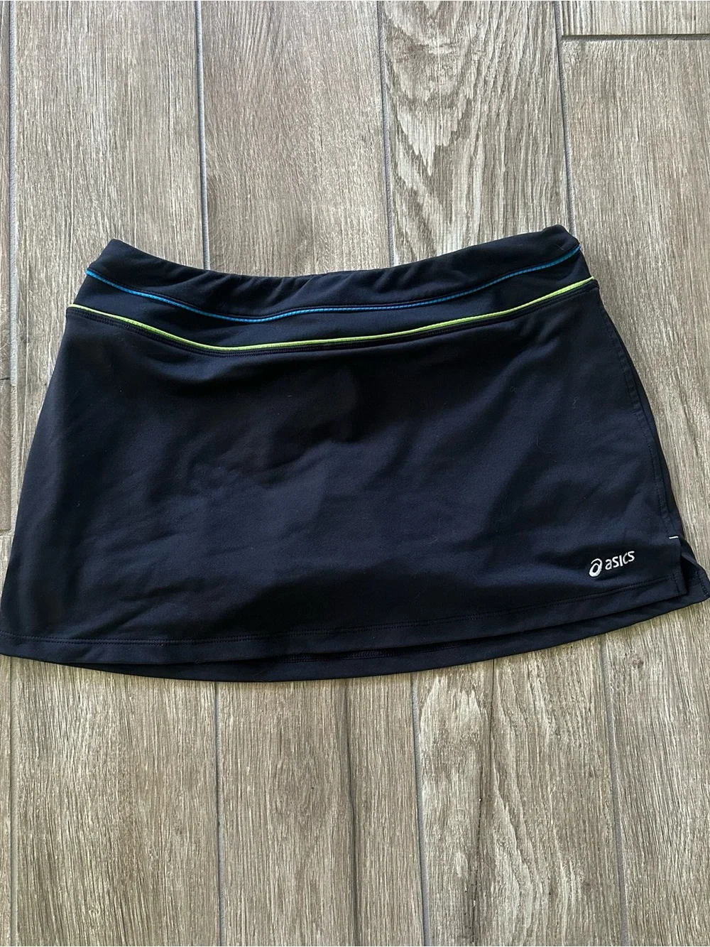 Asics Black Skirt with Blue and Lime Trim size Medium